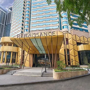 Renaissance & Convention Centre Отель